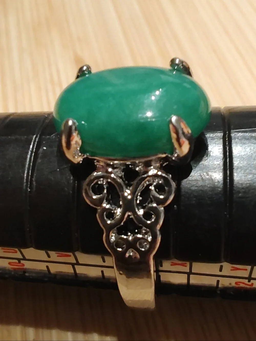 Nephrite Jade Set In Stainless Steel Size 11 - Picture 8 of 9